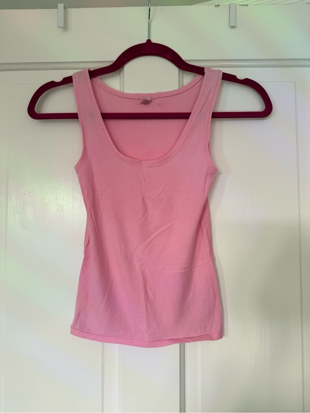 Skims soft lounge tank in bubble gum
